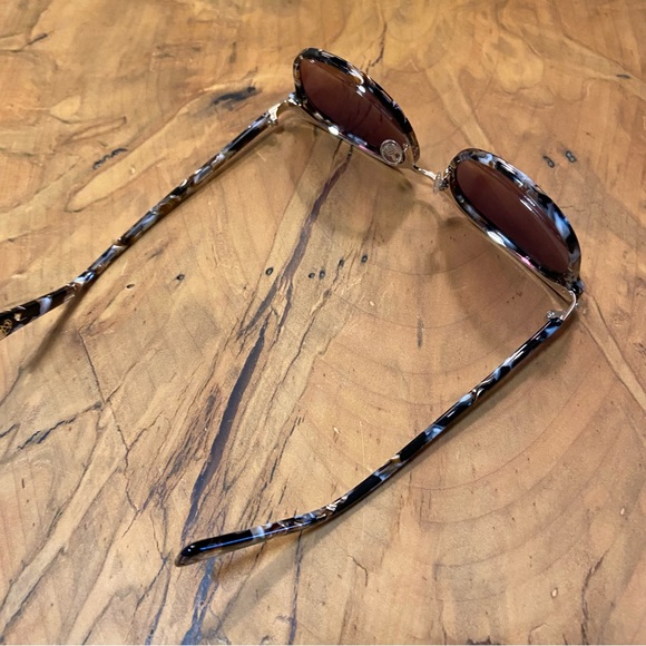 Massimo Dutti Tortoiseshell Sunglasses - Picture 4 of 8